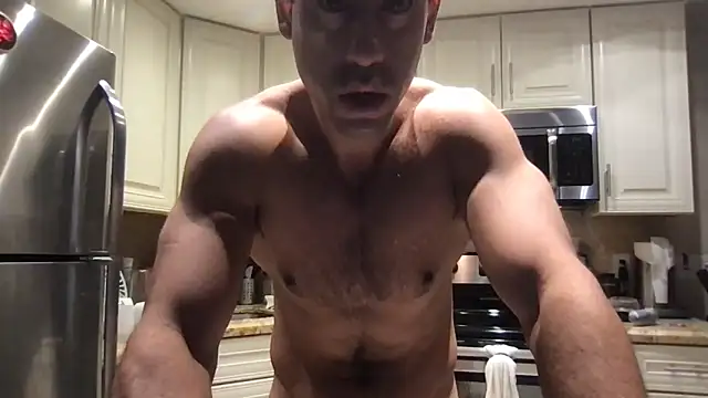 Snapshot of BigGuyMuscle chatting on 12, 11, 2025 BigGuyMuscle online show from 12, 11, 2025