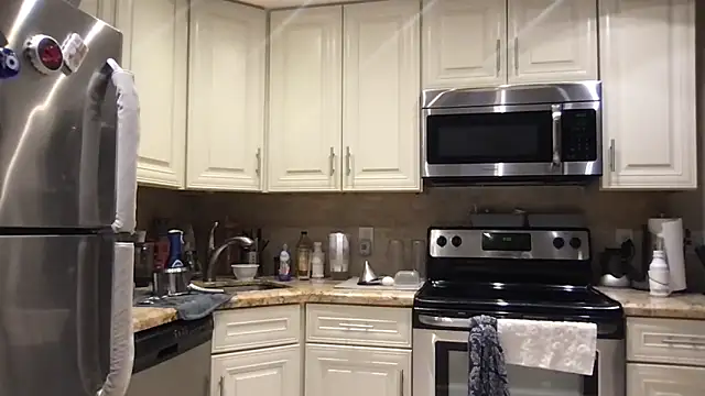 Snapshot of BigGuyMuscle chatting on 2, 2, 2026 BigGuyMuscle online show from 2, 2, 2026