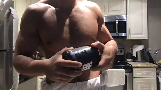 Snapshot of BigGuyMuscle chatting on 19, 2, 2026 BigGuyMuscle online show from 19, 2, 2026