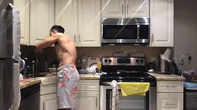 Snapshot of BigGuyMuscle chatting on 27, 2, 2026 BigGuyMuscle online show from 27, 2, 2026