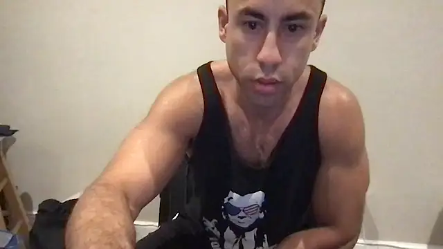 Snapshot of BigGuyMuscle chatting on 17, 3, 2026 BigGuyMuscle online show from 17, 3, 2026