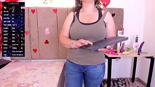 Zaly mature online show from 23, 12, 2025