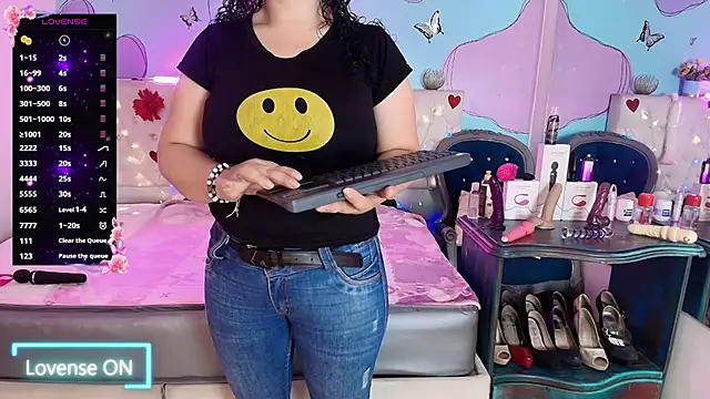 Snapshot of Zaly_mature chatting on 17, 4, 2026 Zaly mature online show from 17, 4, 2026