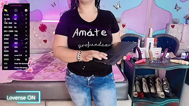 Snapshot of Zaly_mature chatting on 24, 4, 2026 Zaly mature online show from 24, 4, 2026