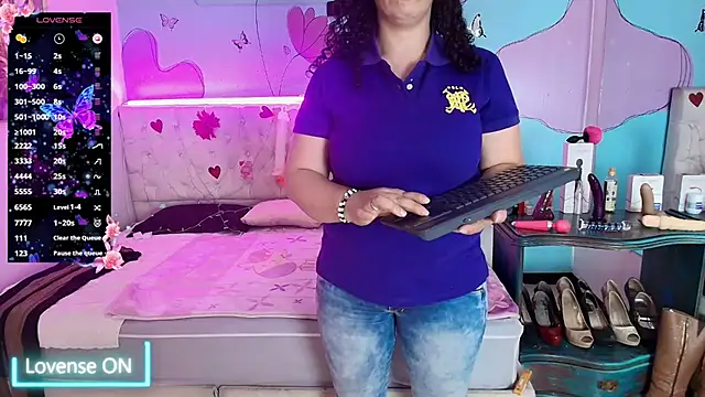 Zaly mature online show from 8, 7, 2026