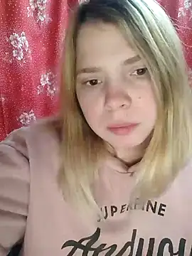 Snapshot of Zuli_Kiska chatting on 14, 1, 2025 Zuli Kiska online show from 14, 1, 2025