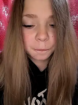 Zuli Kiska online show from 14, 12, 2025