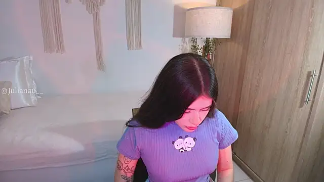 iriswest  online show from 22, 11, 2025