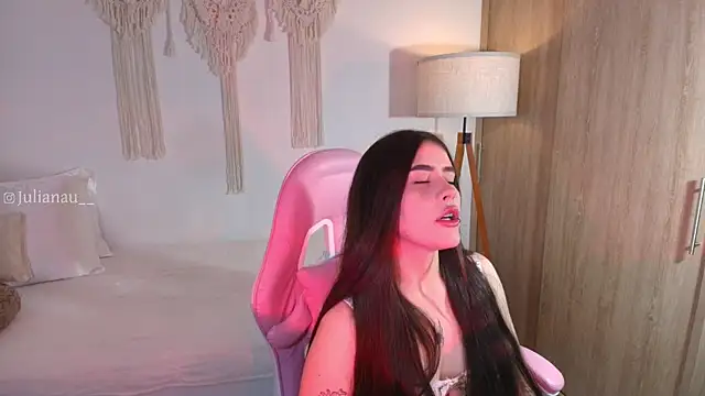 iriswest  online show from 3, 12, 2025