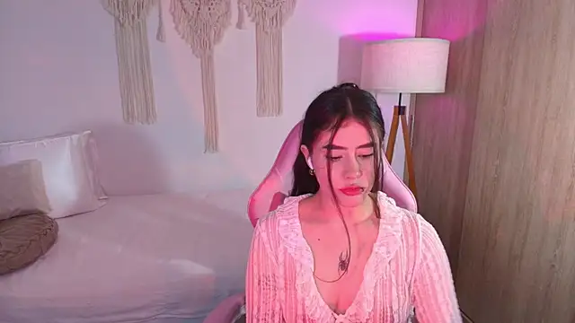 iriswest  online show from 3, 12, 2025