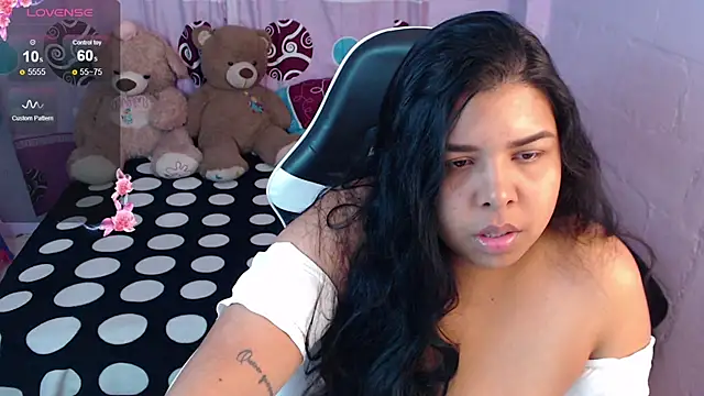 Snapshot of SaLomeJonees chatting on 9, 9, 2025 SaLomeJonees online show from 9, 9, 2025