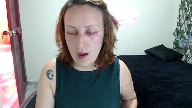 Snapshot of kittykalor09 chatting on 19, 6, 2026 kittykalor09 online show from 19, 6, 2026