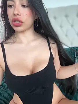 Snapshot of LoveLillyy chatting on 3, 3, 2025 LoveLillyy online show from 3, 3, 2025