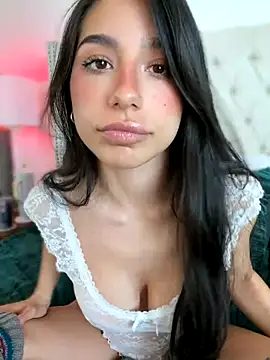 LoveLillyy online show from 28, 10, 2025