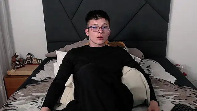 Snapshot of MathewCollin chatting on 24, 1, 2025 MathewCollin online show from 24, 1, 2025