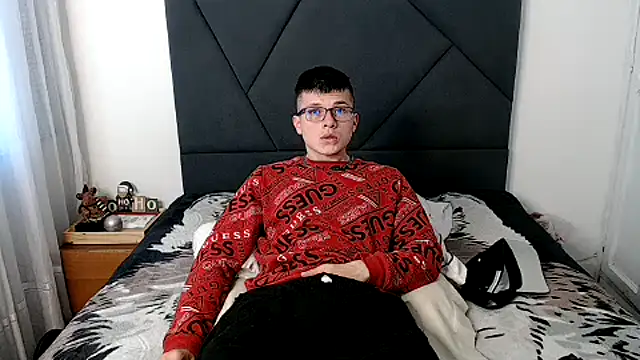 Snapshot of MathewCollin chatting on 1, 2, 2025 MathewCollin online show from 1, 2, 2025