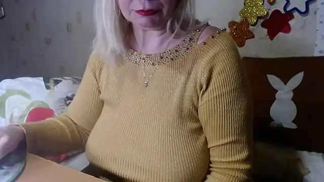 QueenLana online show from 28, 2, 2025