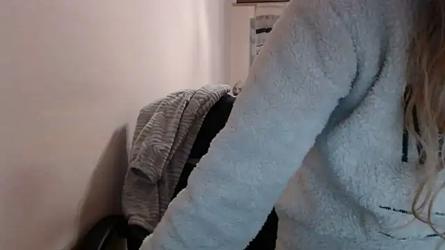 PeterAndJen online show from 15, 12, 2025