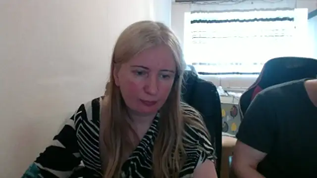 PeterAndJen online show from 11, 5, 2026