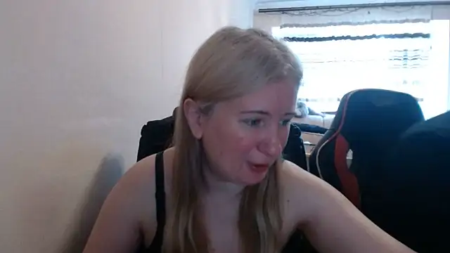 PeterAndJen online show from 16, 6, 2026
