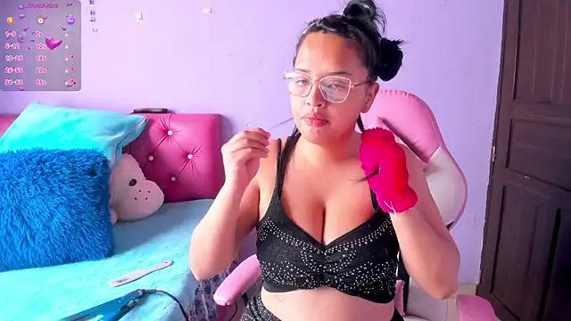 Snapshot of crissn0707 chatting on 20, 3, 2026 crissn0707 online show from 20, 3, 2026