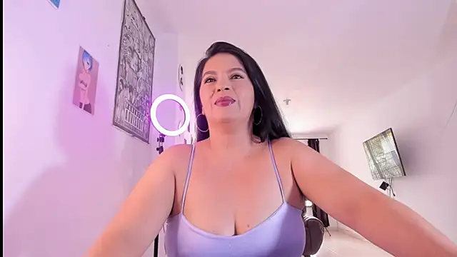 Snapshot of hornystepmommy chatting on 9, 1, 2025 hornystepmommy online show from 9, 1, 2025