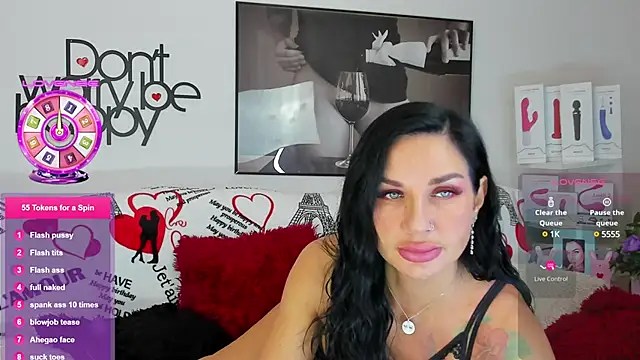 Snapshot of Tara_Bloss chatting on 11, 2, 2025 Tara Bloss online show from 11, 2, 2025