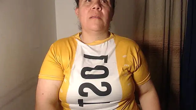 Snapshot of agathamiller01 chatting on 14, 4, 2026 agathamiller01 online show from 14, 4, 2026