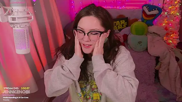 JennKenobi online show from 3, 12, 2025