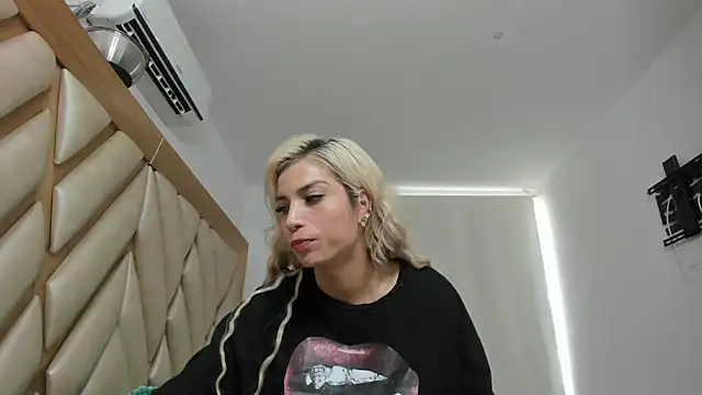 briana wonder69xxx online show from 1, 5, 2026