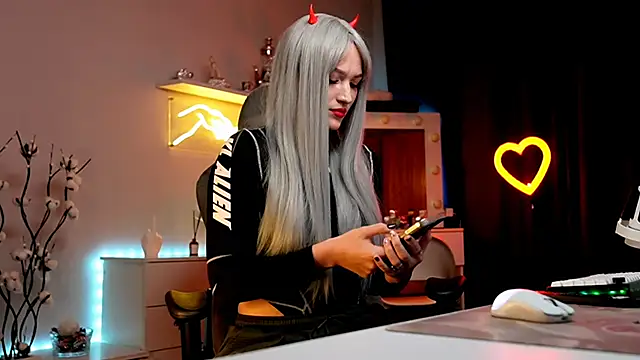 MrsTenderBeast online show from 24, 10, 2025