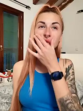 Snapshot of kylie_blck chatting on 14, 2, 2025 kylie blck online show from 14, 2, 2025