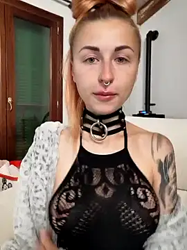 Snapshot of kylie_blck chatting on 2, 3, 2025 kylie blck online show from 2, 3, 2025