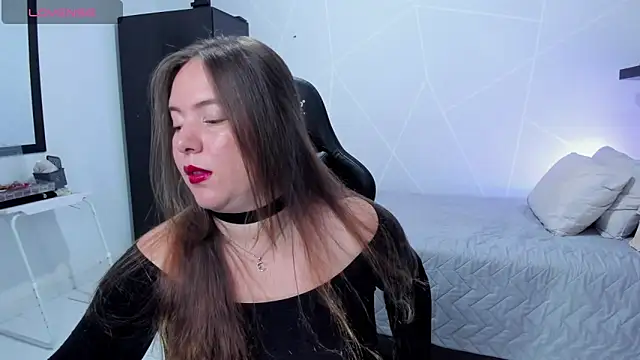 Snapshot of tamy_shine87 chatting on 12, 10, 2025 tamy shine87 online show from 12, 10, 2025