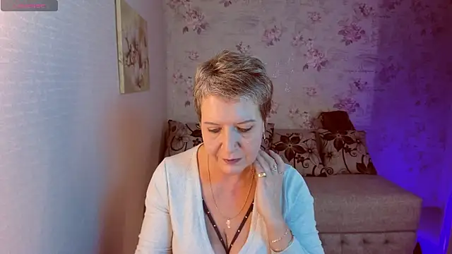 Snapshot of KathySunn chatting on 7, 12, 2024 KathySunn online show from 7, 12, 2024