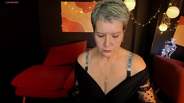 Snapshot of KathySunn chatting on 2, 1, 2025 KathySunn online show from 2, 1, 2025
