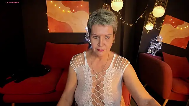 Snapshot of KathySunn chatting on 2, 1, 2025 KathySunn online show from 2, 1, 2025