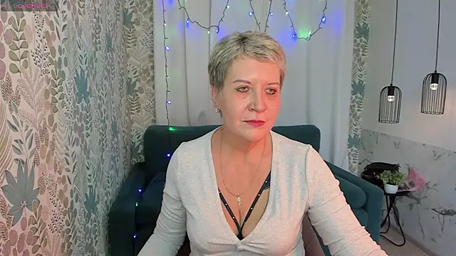 Snapshot of KathySunn chatting on 11, 1, 2025 KathySunn online show from 11, 1, 2025