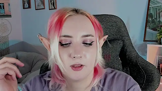 Snapshot of AsheLucker chatting on 6, 3, 2025 AsheLucker online show from 6, 3, 2025