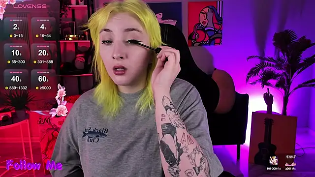 Snapshot of AsheLucker chatting on 29, 9, 2025 AsheLucker online show from 29, 9, 2025