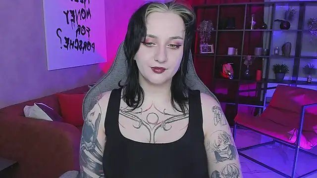 Snapshot of AsheLucker chatting on 12, 10, 2025 AsheLucker online show from 12, 10, 2025