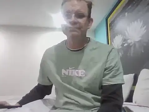 OGaddix269 online show from 27, 2, 2025