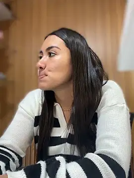 Ambar pe  online show from 14, 9, 2025