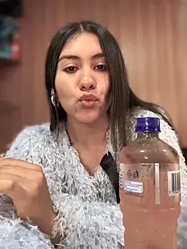 Ambar pe  online show from 23, 11, 2025