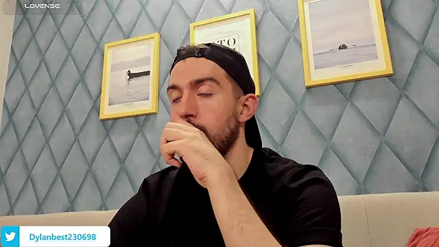 Snapshot of Dylan_Best chatting on 4, 7, 2026 Dylan Best online show from 4, 7, 2026