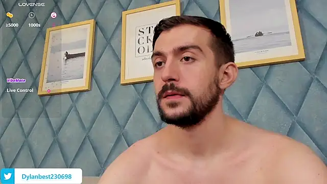 Snapshot of Dylan_Best chatting on 9, 7, 2026 Dylan Best online show from 9, 7, 2026