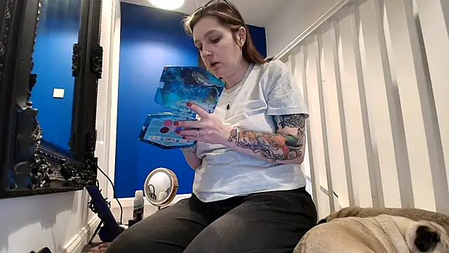 short sweetpea online show from 11, 1, 2026