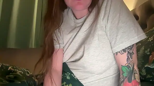 short sweetpea online show from 12, 1, 2026