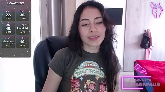 Snapshot of numberfav8 chatting on 17, 12, 2024 numberfav8 online show from 17, 12, 2024