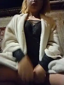 Snapshot of isexynara chatting on 14, 5, 2026 isexynara online show from 14, 5, 2026